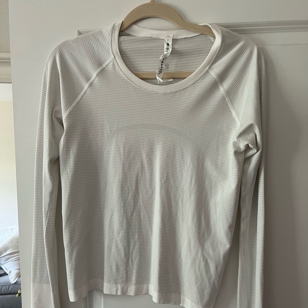 Lululemon swiftly Tech long-sleeve shirt